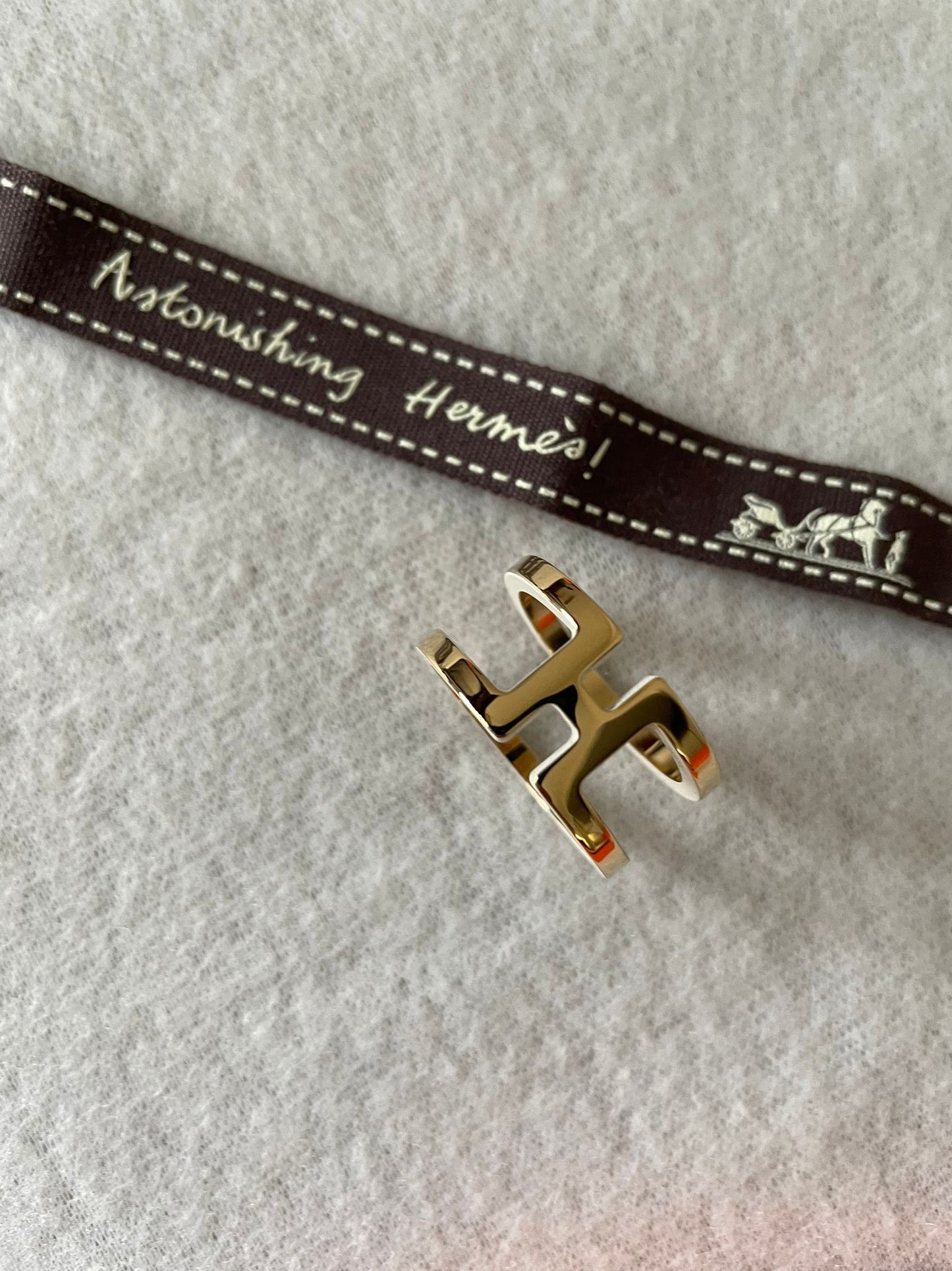 Hermes scarf ring